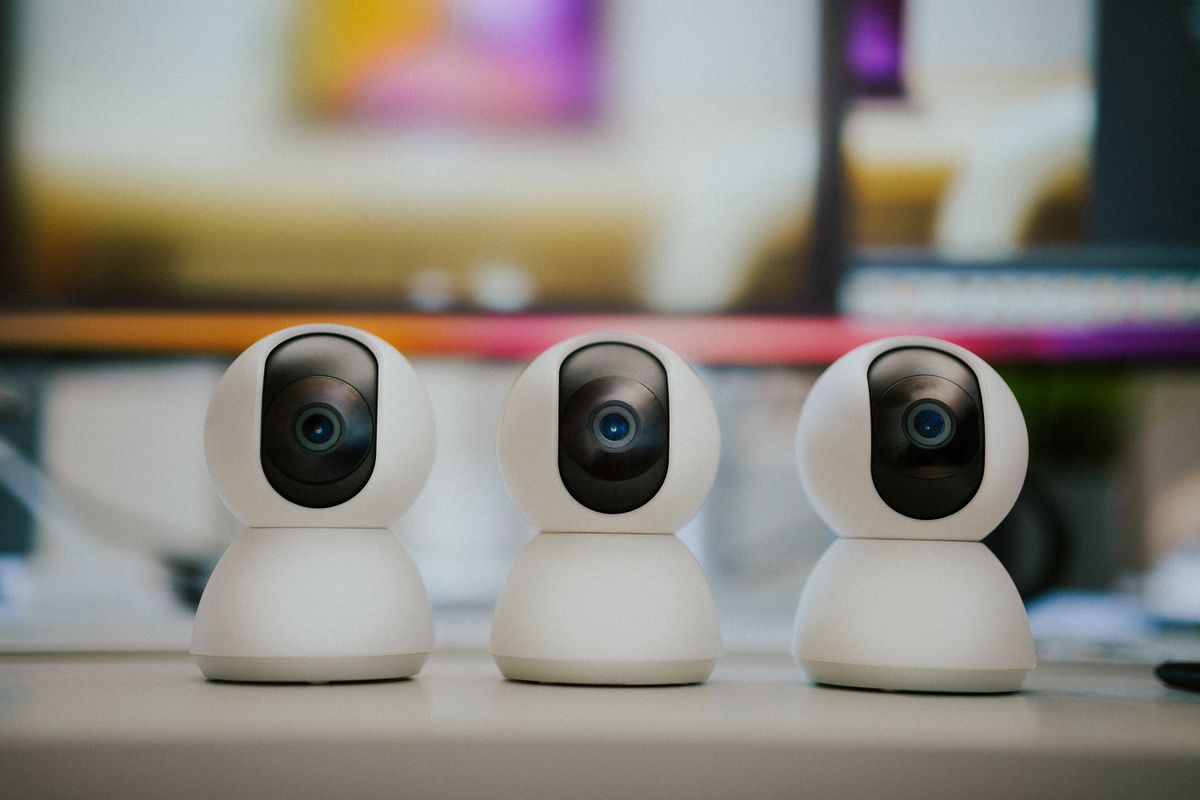 Top 5 webcams 2026 testées (Logitech C920S, Elgato Facecam, Obsbot)