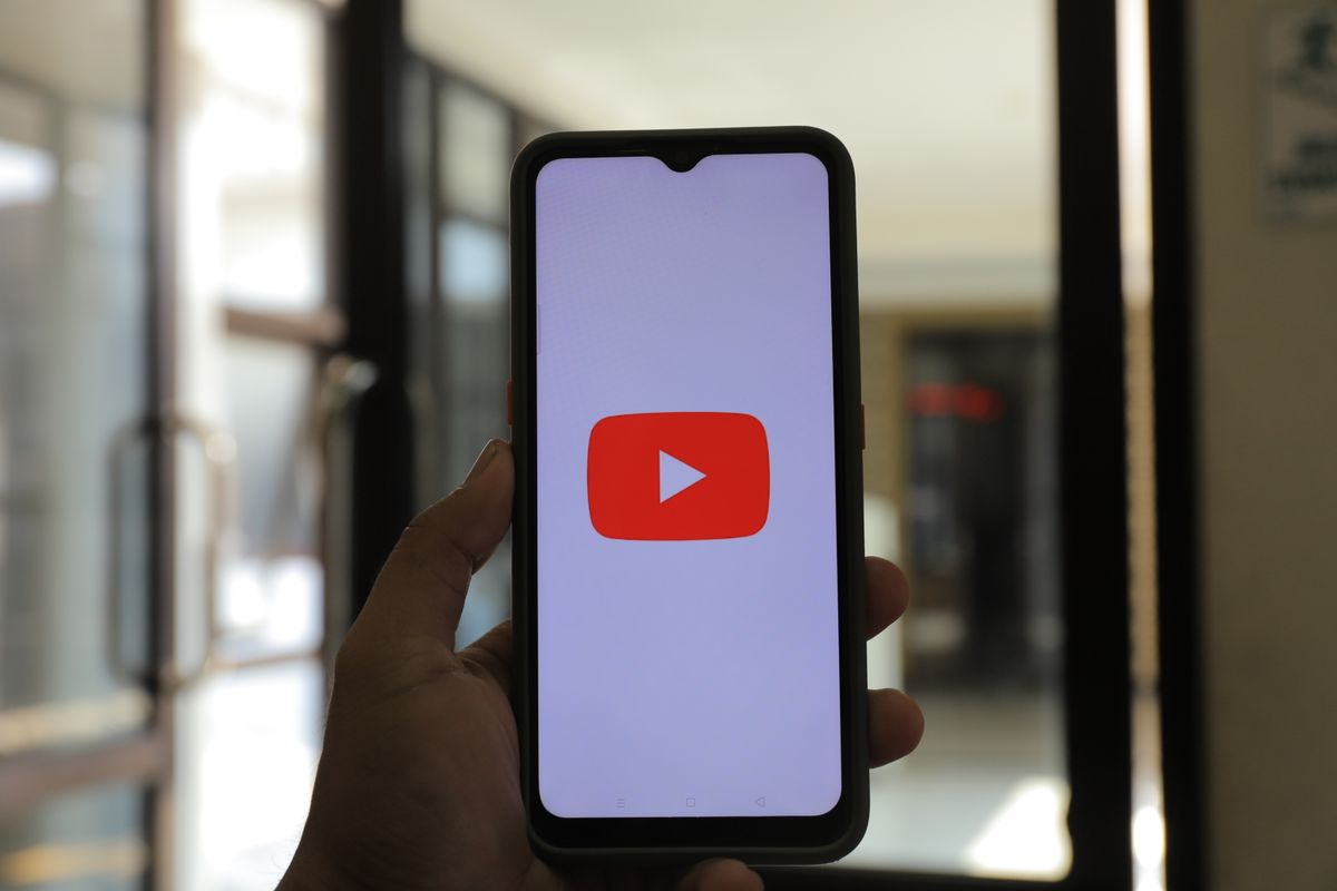 Top 5 Outils IA pour Générer Vidéos Courtes Verticales