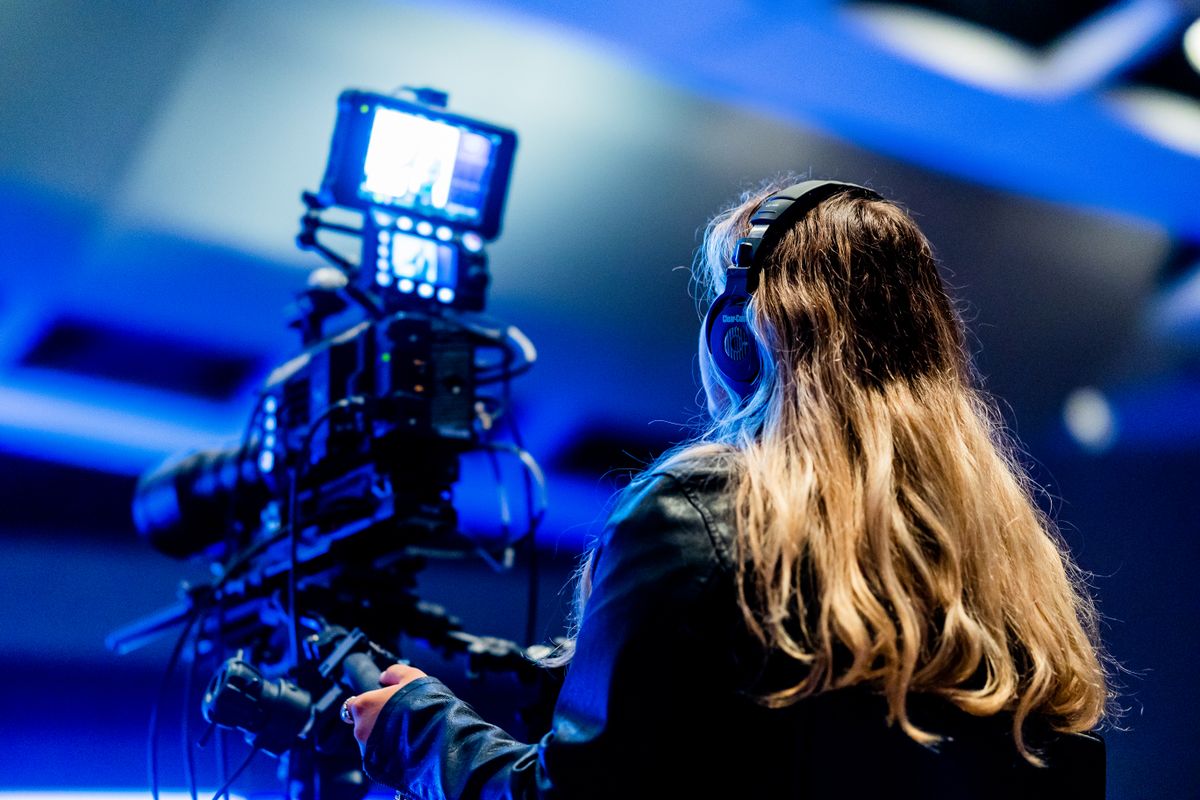 à l'intérieur, audio-visuel, caméra professionnelle