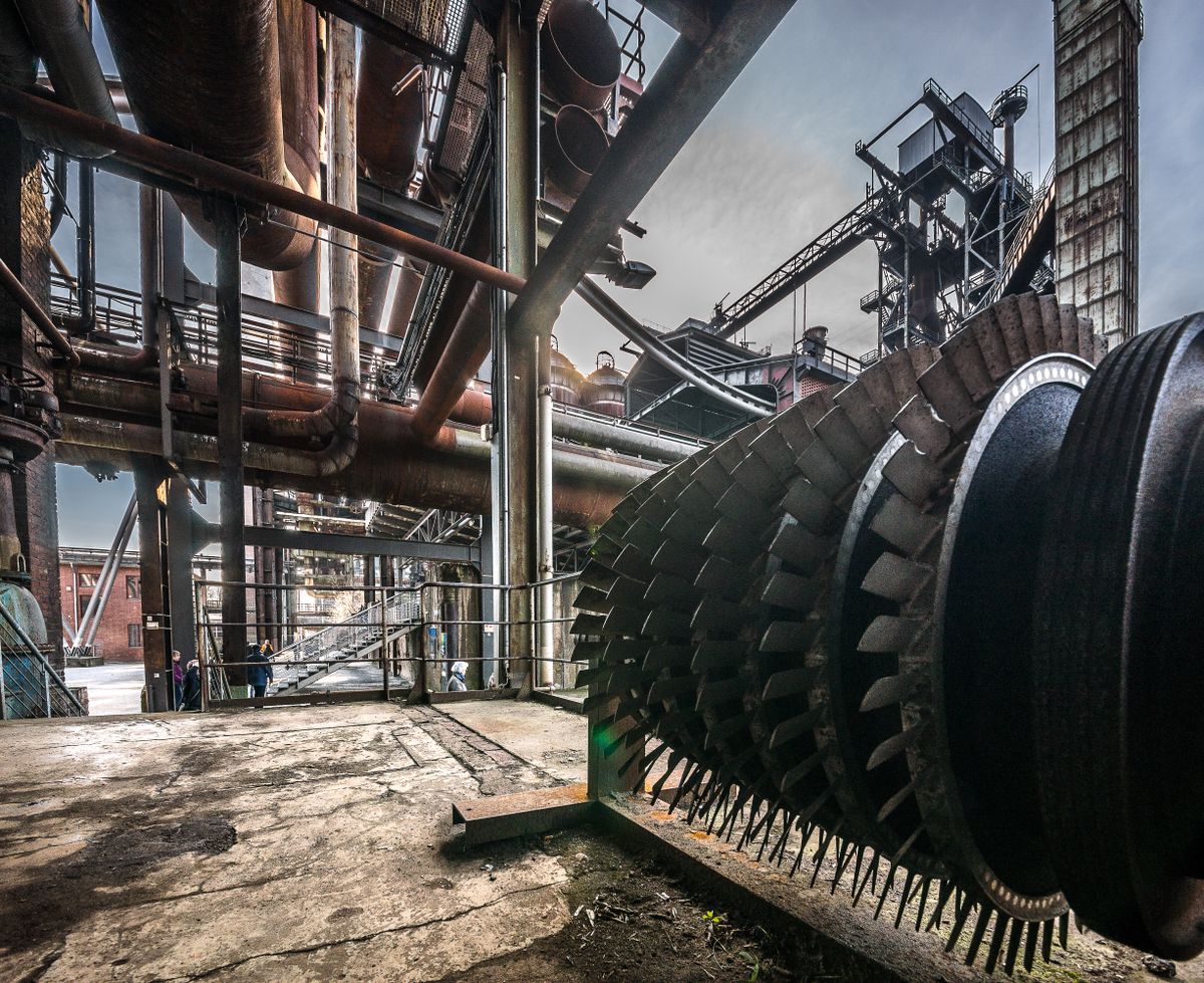 Les 4 piliers d'une chaîne de production vidéo industrialisée et humaine